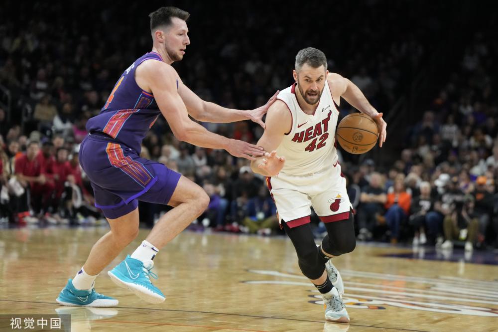 她利用一次 她利用一次