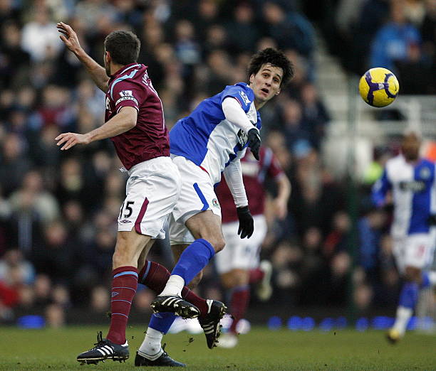 兩隊勢均力 兩隊勢均力