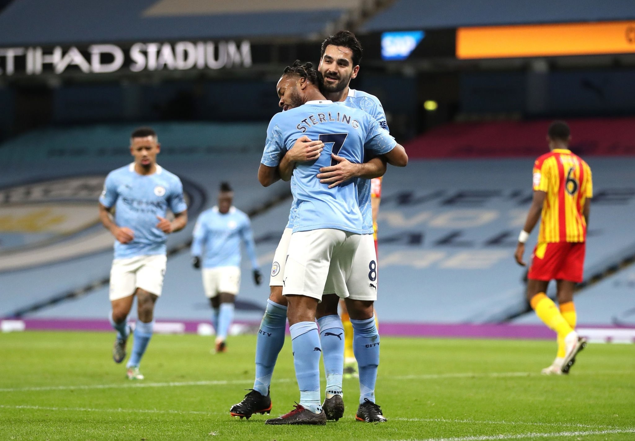 同时也在篮 同时也在篮